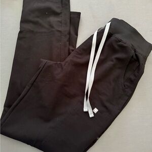 Figs Black Top and Bottom - Medium